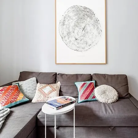 Quaint Kallio Hideaway In Amazing Location Lejlighed *